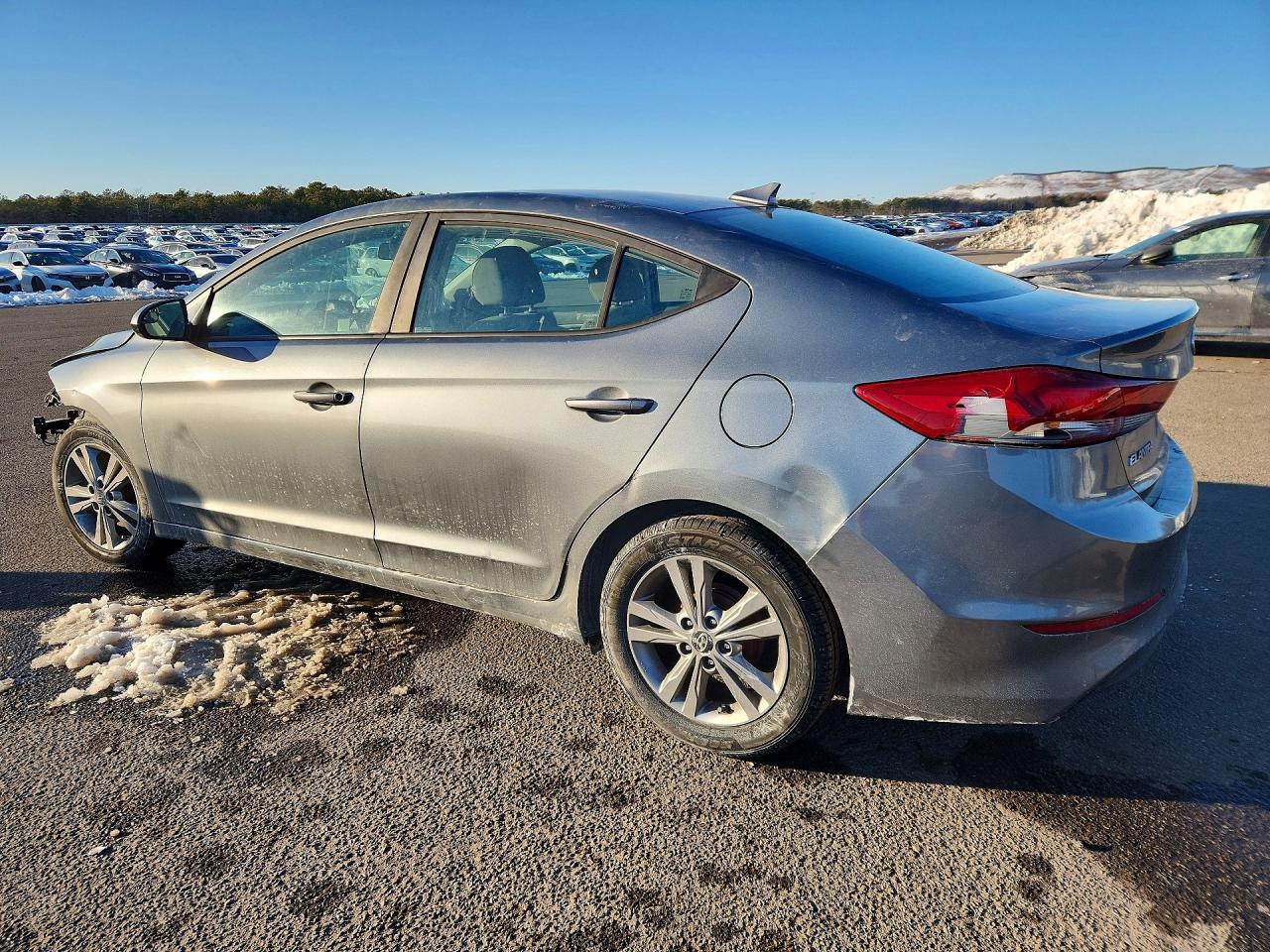 2017 Hyundai Elantra Se - Фото 2
