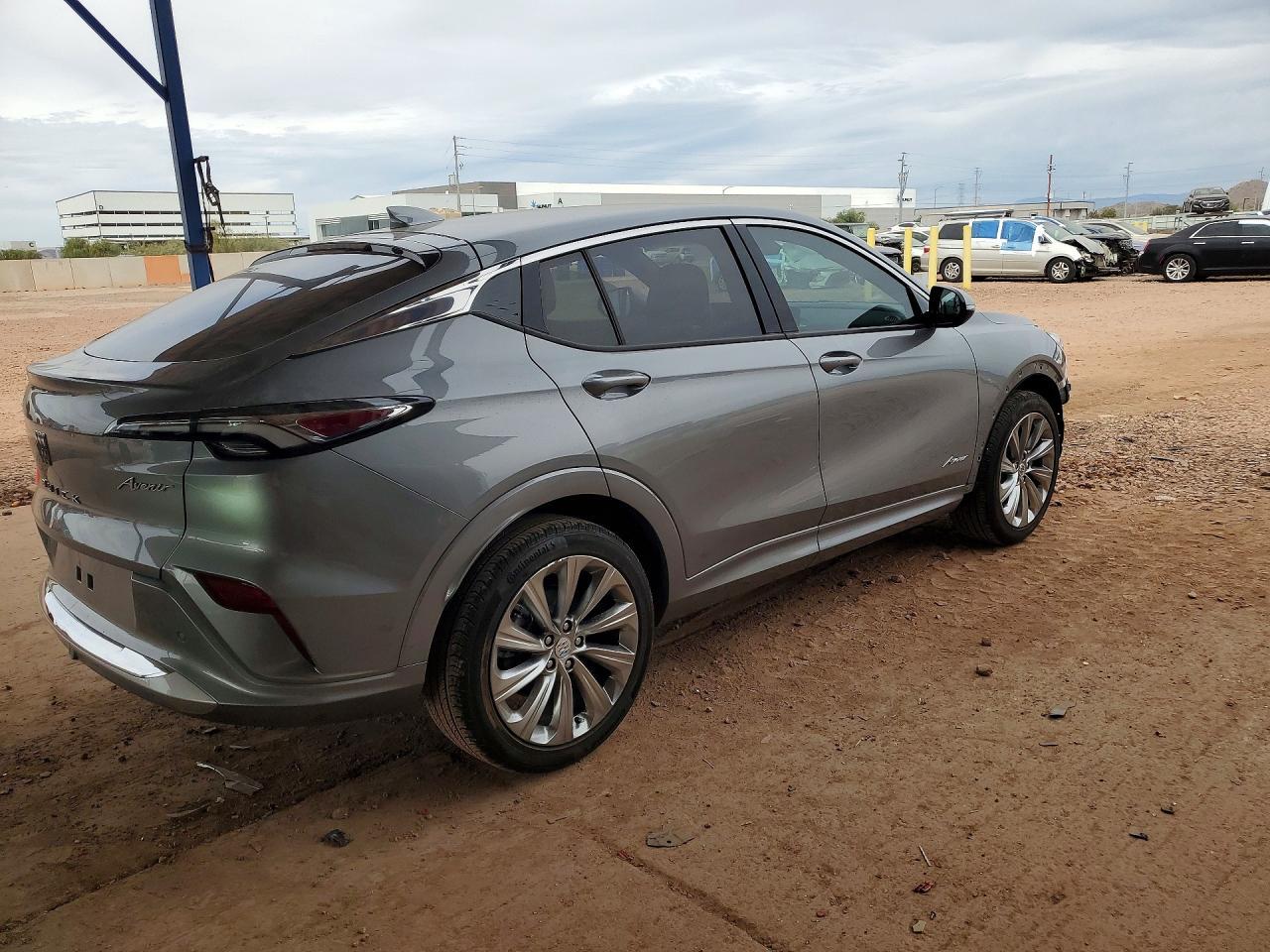 2024 Buick Envista Avenir - Image 3