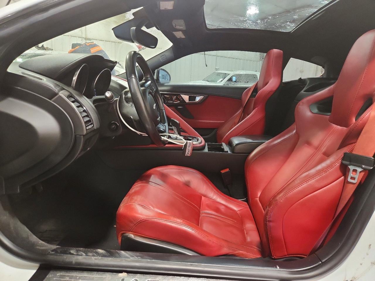 2015 Jaguar F-Type - Фото 7