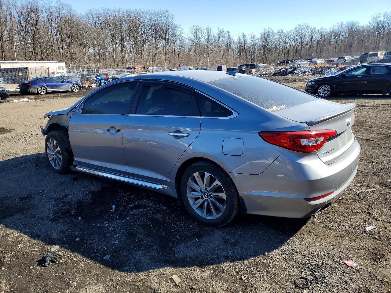 2015 Hyundai Sonata Sport - Фото 2