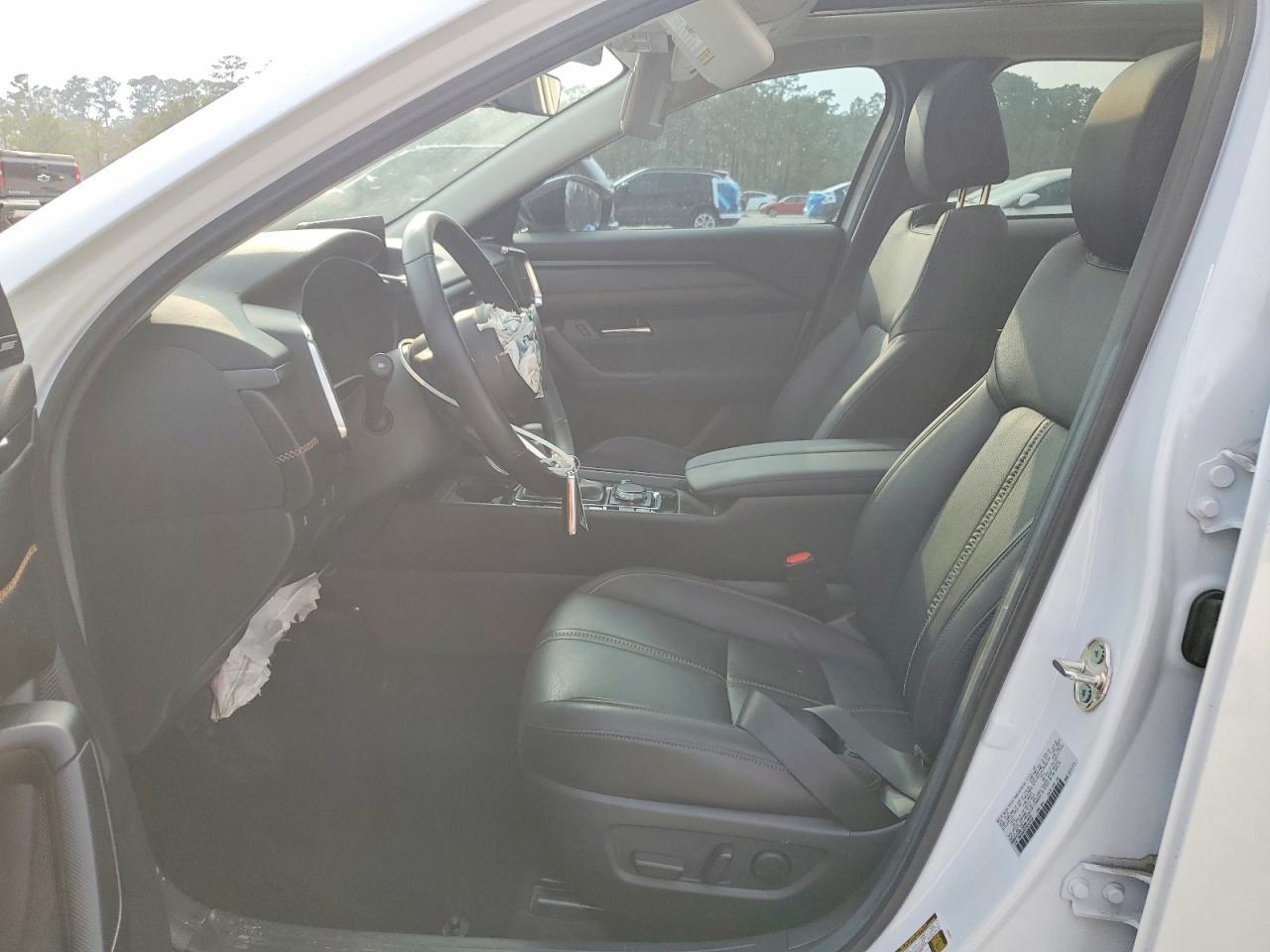 2025 Mazda Cx-50 - Image 7