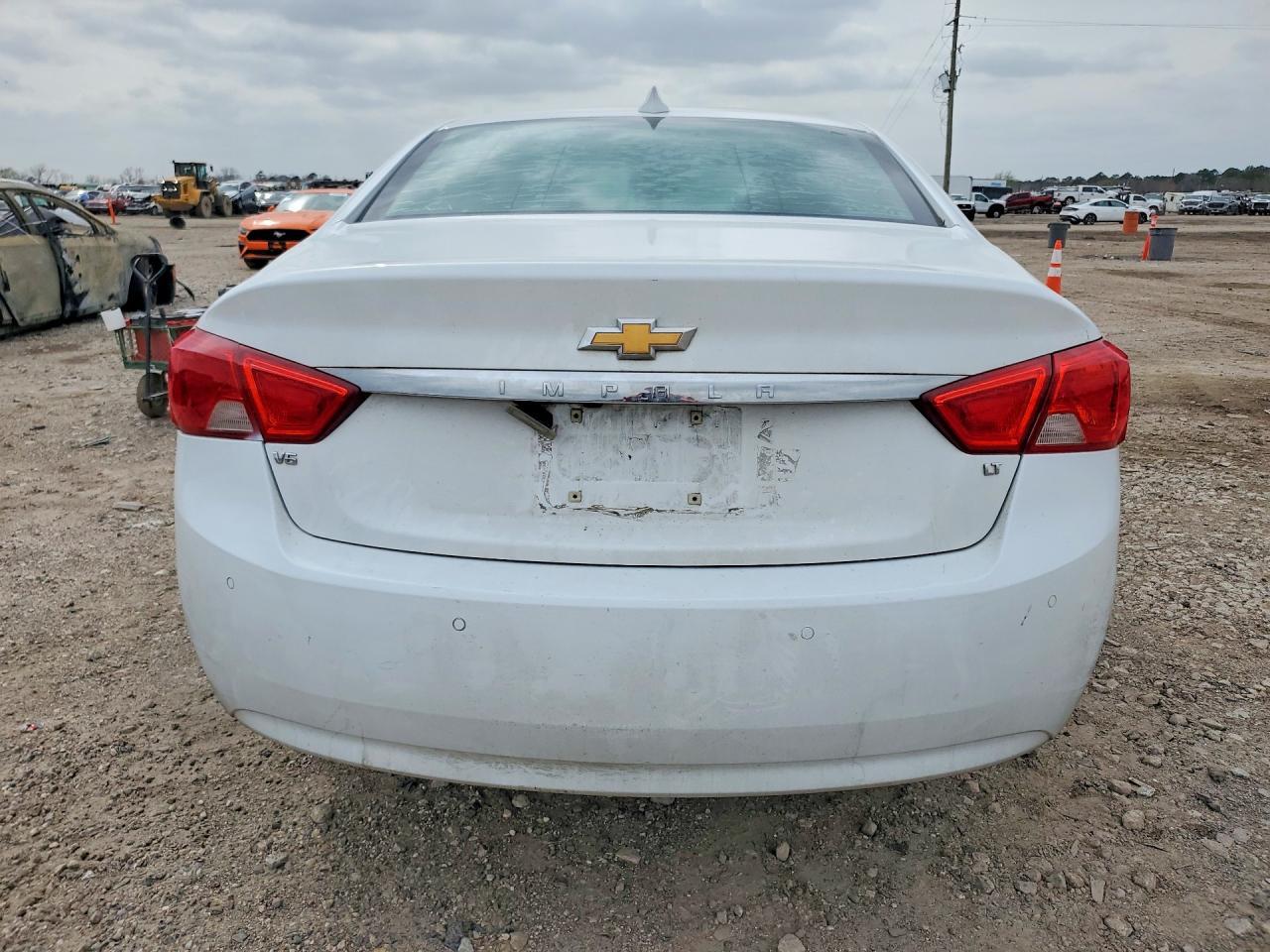 2017 Chevrolet Impala - Фото 6