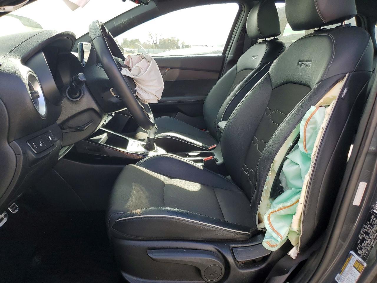 2024 Kia Forte Gt Line - Фото 7
