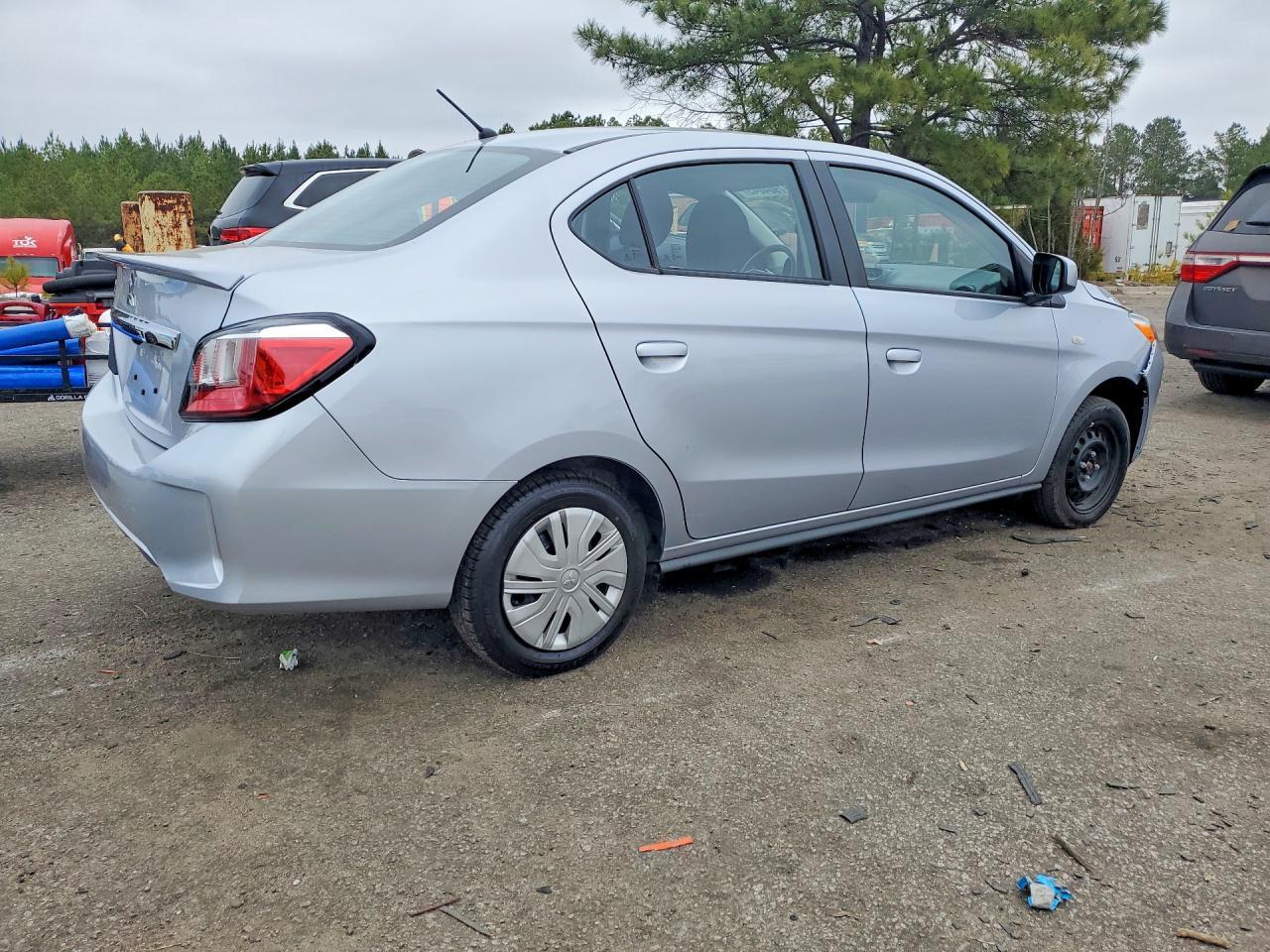 2024 Mitsubishi Mirage G4 Es - Фото 3
