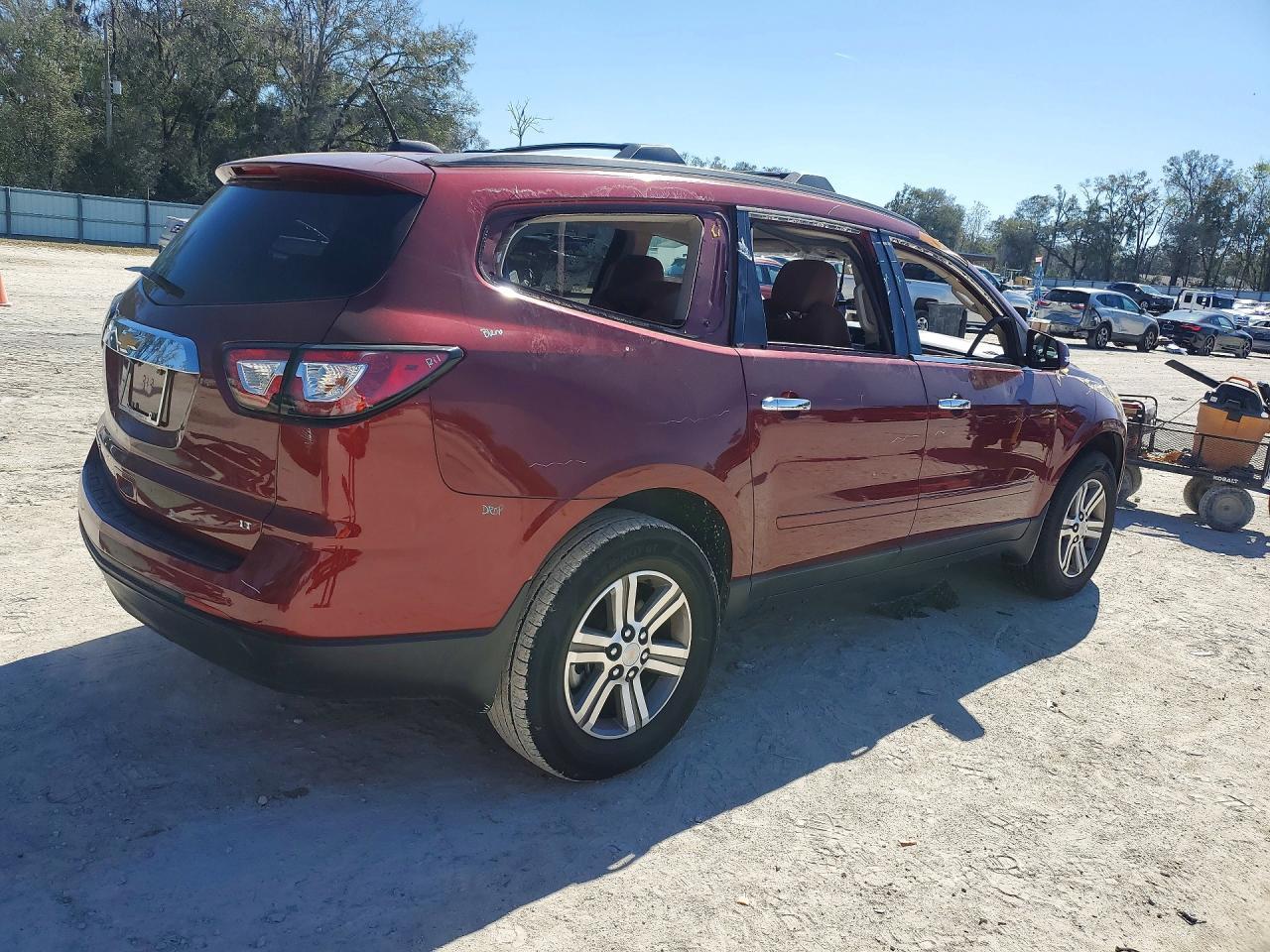 2017 Chevrolet Traverse Lt - Фото 3