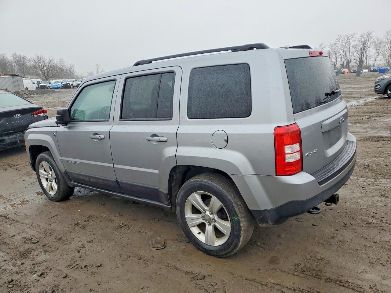 2015 Jeep Patriot Latitude - Фото 2