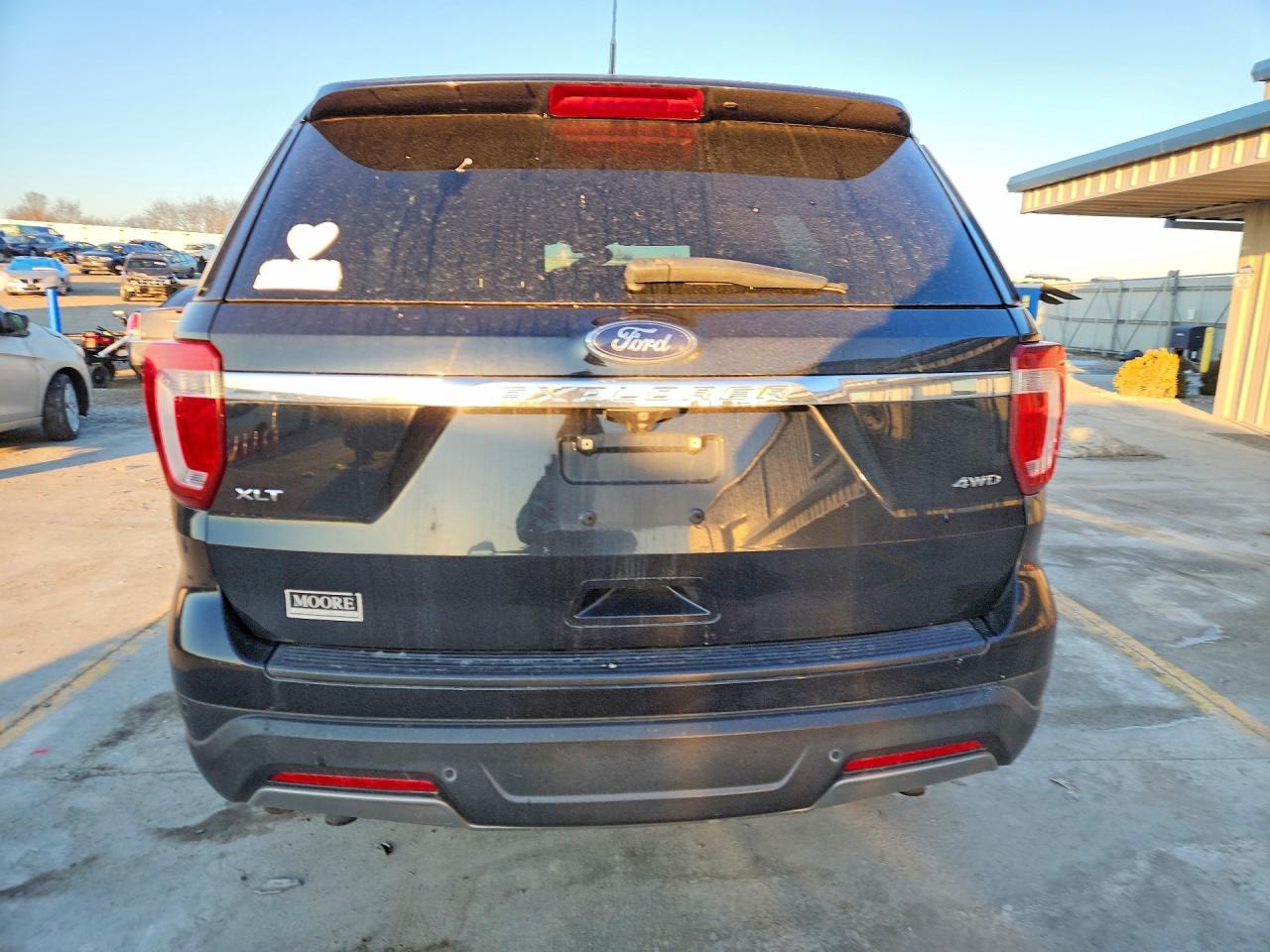 2019 Ford Explorer Xlt - Фото 6