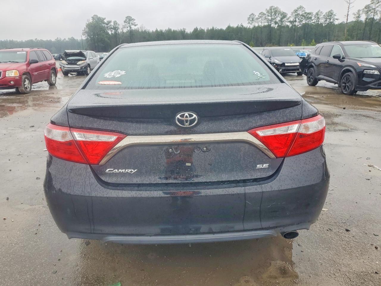 2015 Toyota Camry Se - Image 6