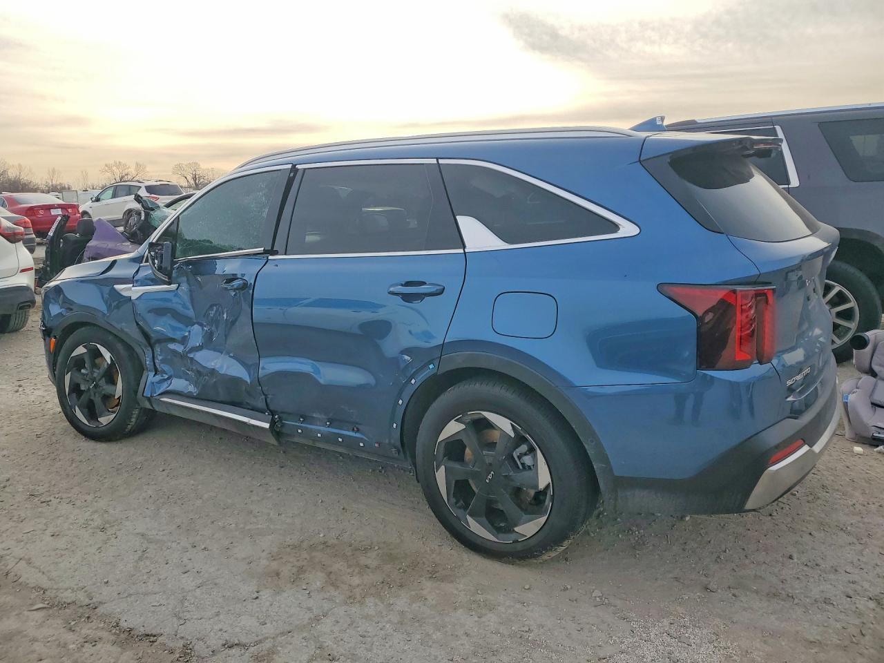 2025 Kia Sorento Sxp - Фото 2