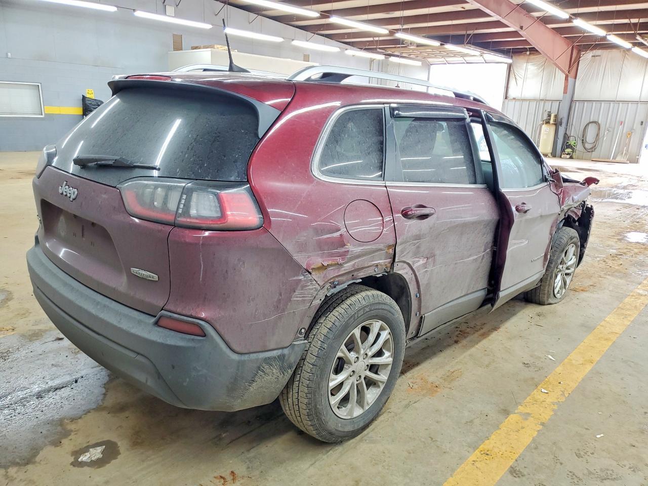 2019 Jeep Cherokee Latitude - Фото 3