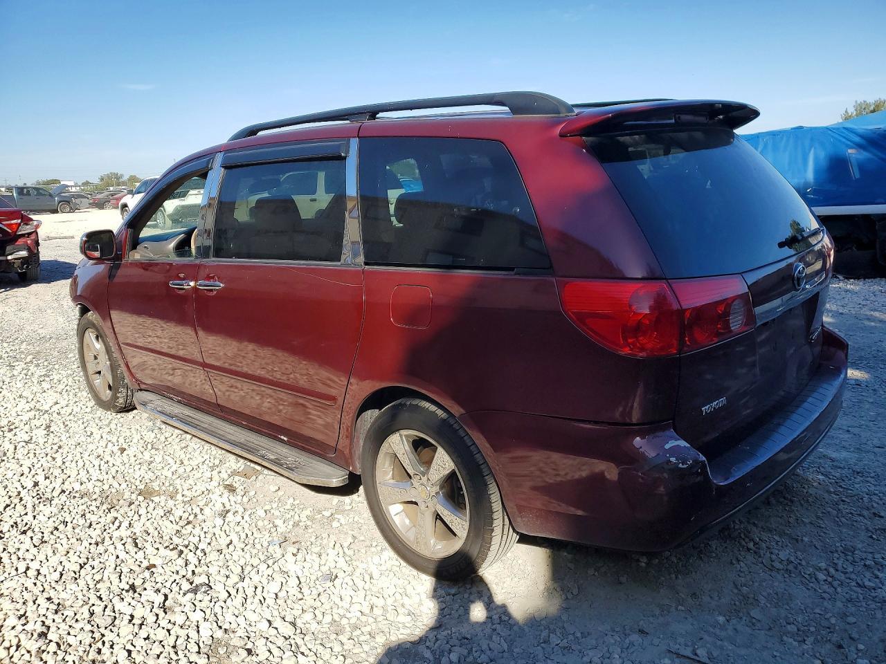 2008 Toyota Sienna Ce - Фото 2