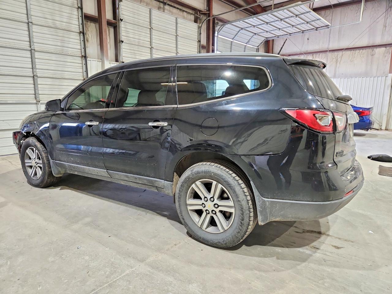 2016 Chevrolet Traverse Lt - Фото 2