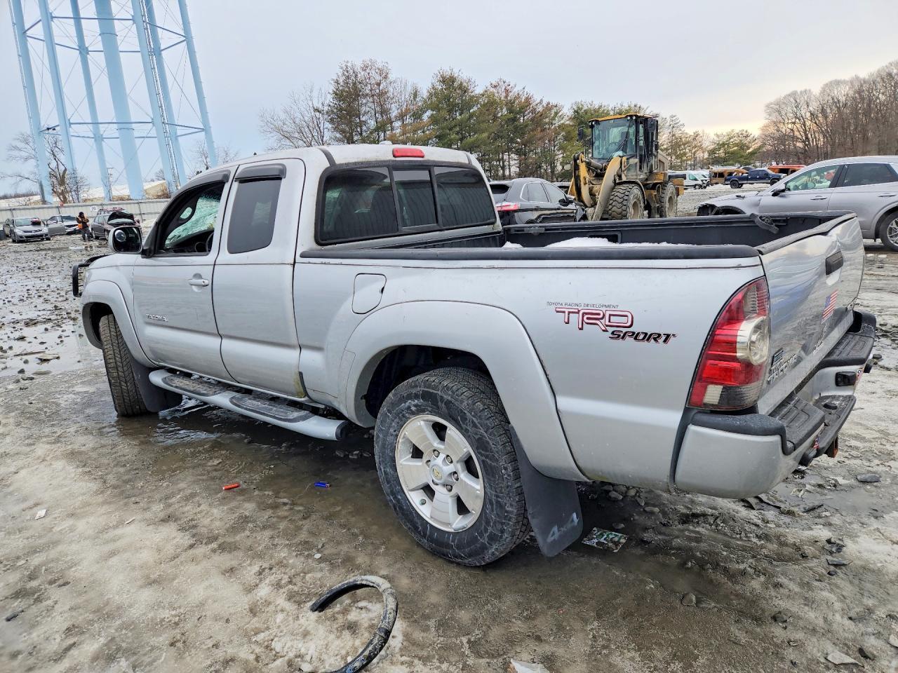2010 Toyota Tacoma - Фото 2