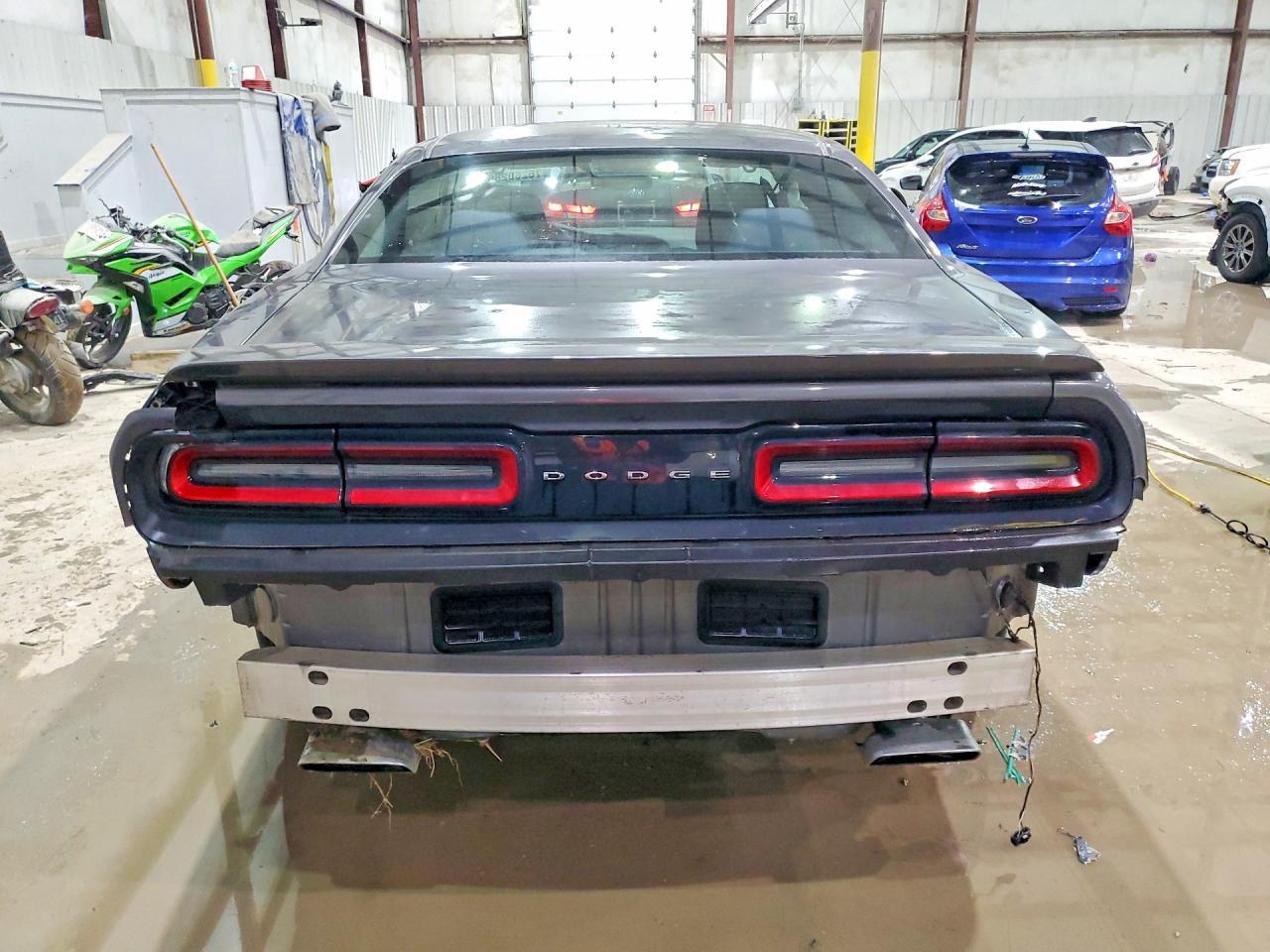 2017 Dodge Challenger R - Фото 6