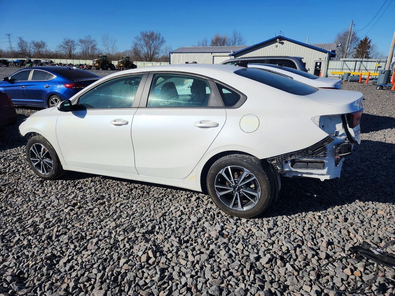 2024 Kia Forte - Фото 2