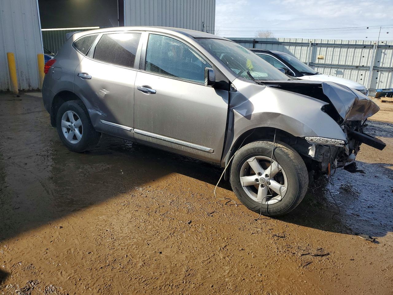 2013 Nissan Rogue S - Image 4