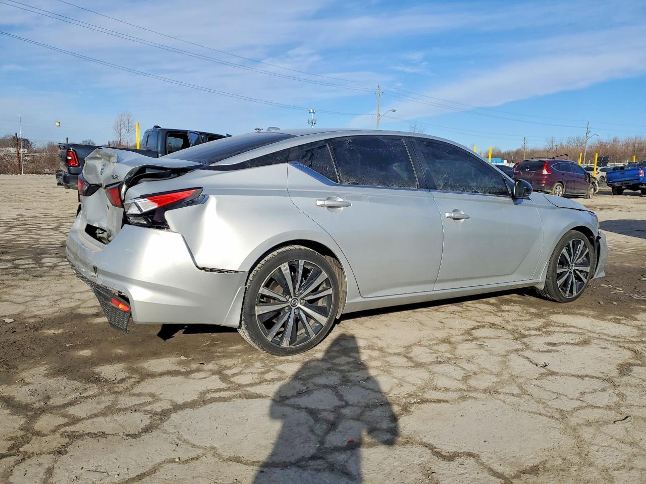 2020 Nissan Altima 2.5 Sr - Фото 3