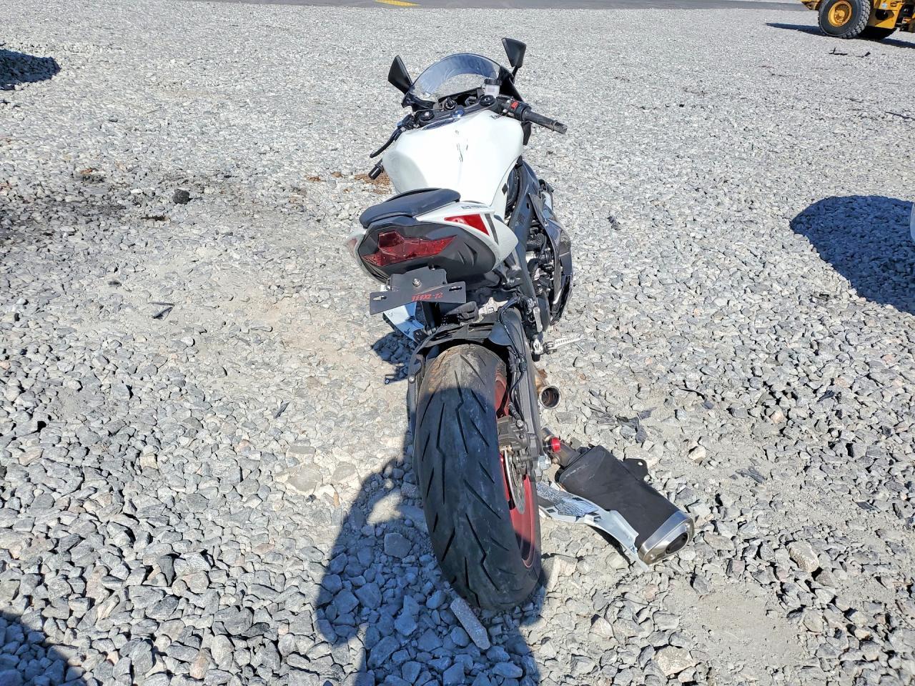 2025 Kawasaki Zx636 K - Image 4
