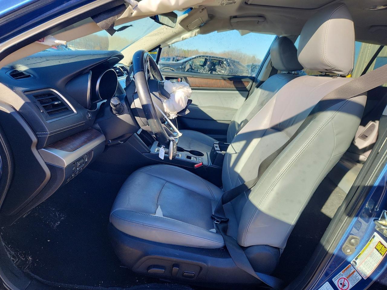 2019 Subaru Outback 2.5I Limited - Image 7
