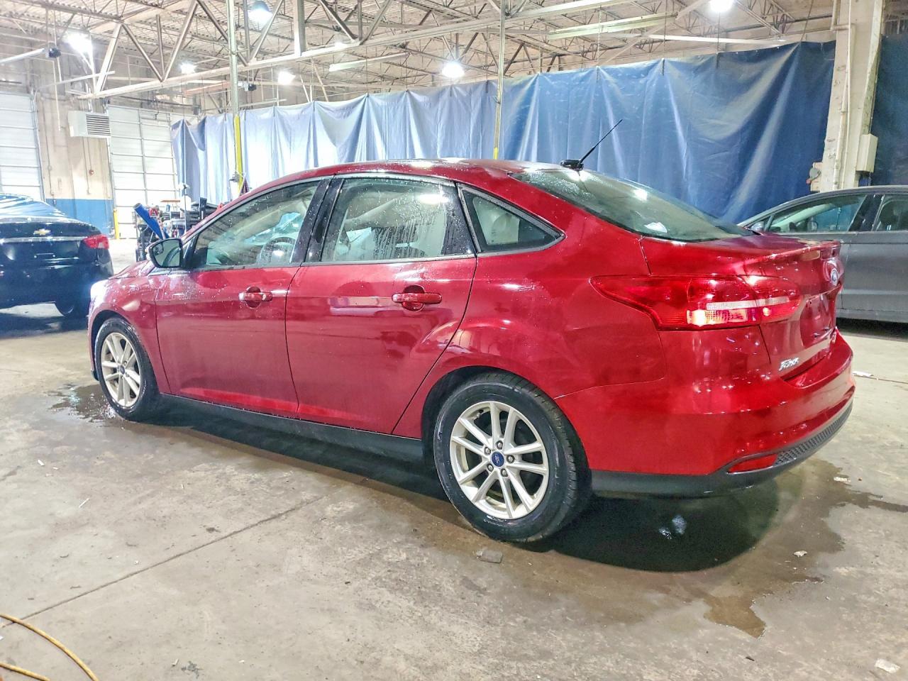 2016 Ford Focus Se - Фото 2