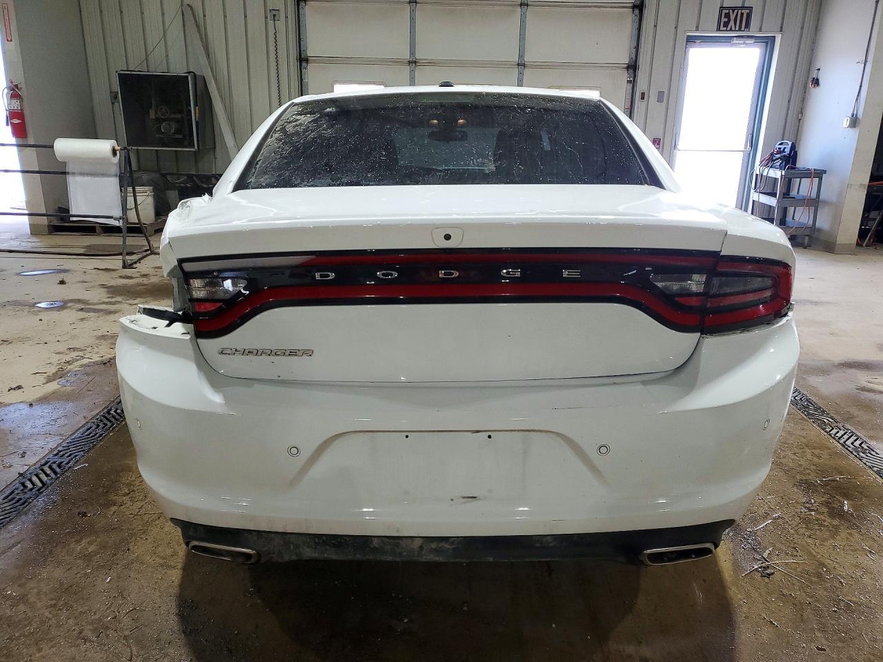 2022 Dodge Charger Sxt - Фото 6