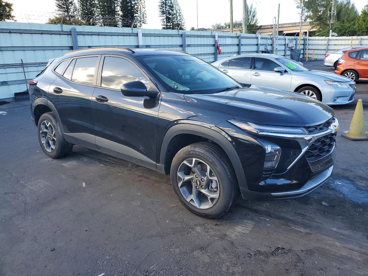 2025 Chevrolet Trax 1Lt - Фото 4