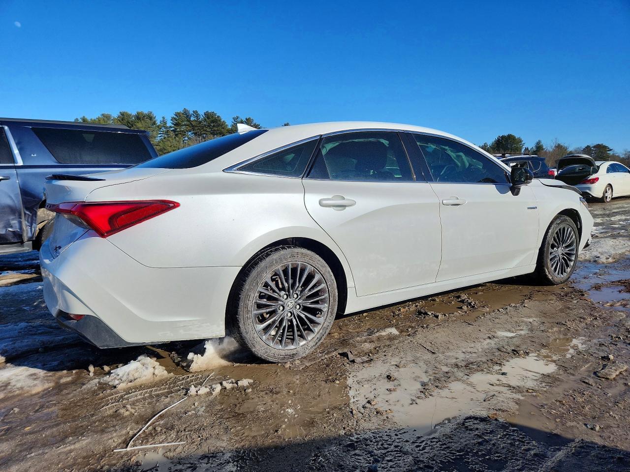 2021 Toyota Avalon Hybrid Xse - Фото 3