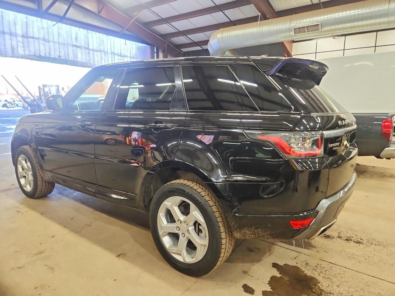 2019 Land Rover Range Rover Sport Hse - Image 2