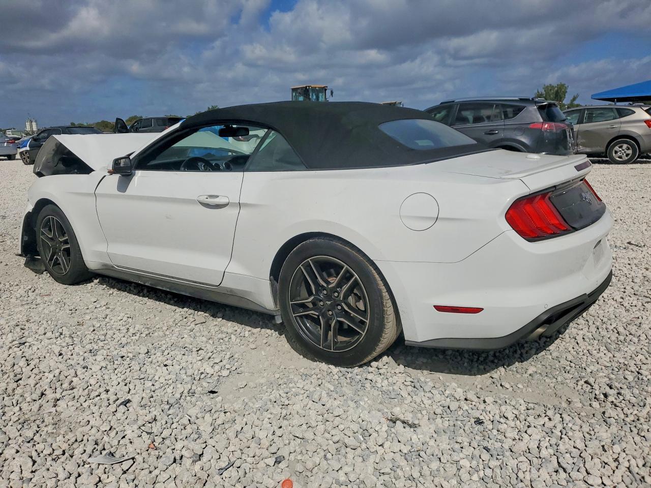 2020 Ford Mustang - Image 2