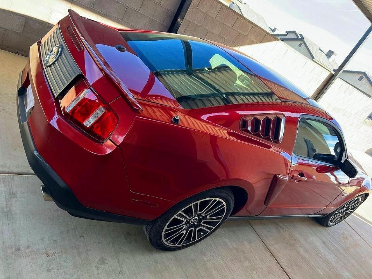 2010 Ford Mustang Gt - Фото 4