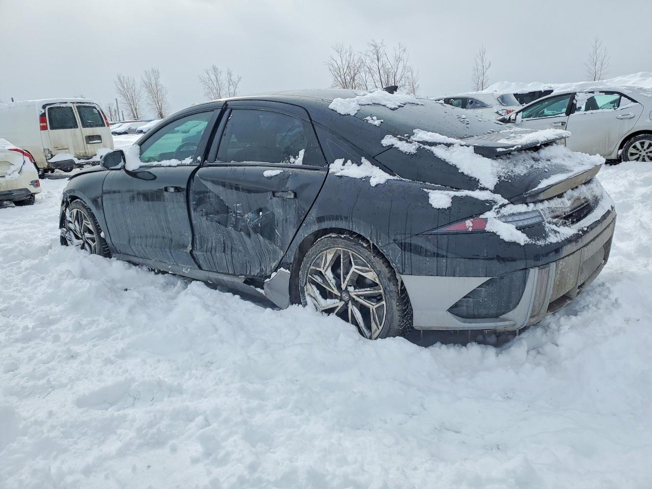 2023 Hyundai Ioniq 6 Limited - Image 2
