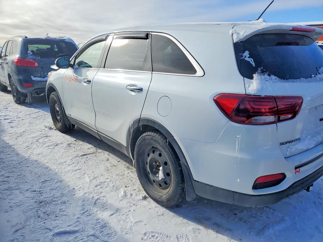 2020 Kia Sorento L - Image 2