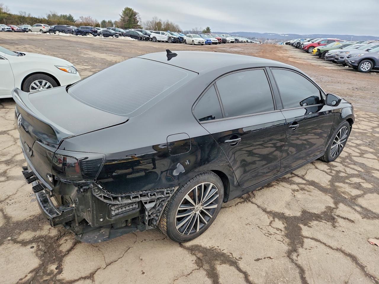 2016 Volkswagen Jetta Sport - Фото 3