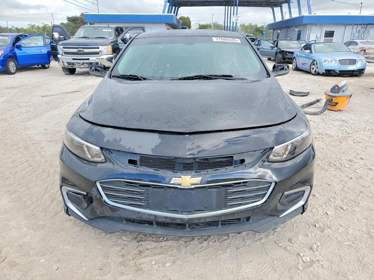 2017 Chevrolet Malibu Ls - Фото 5