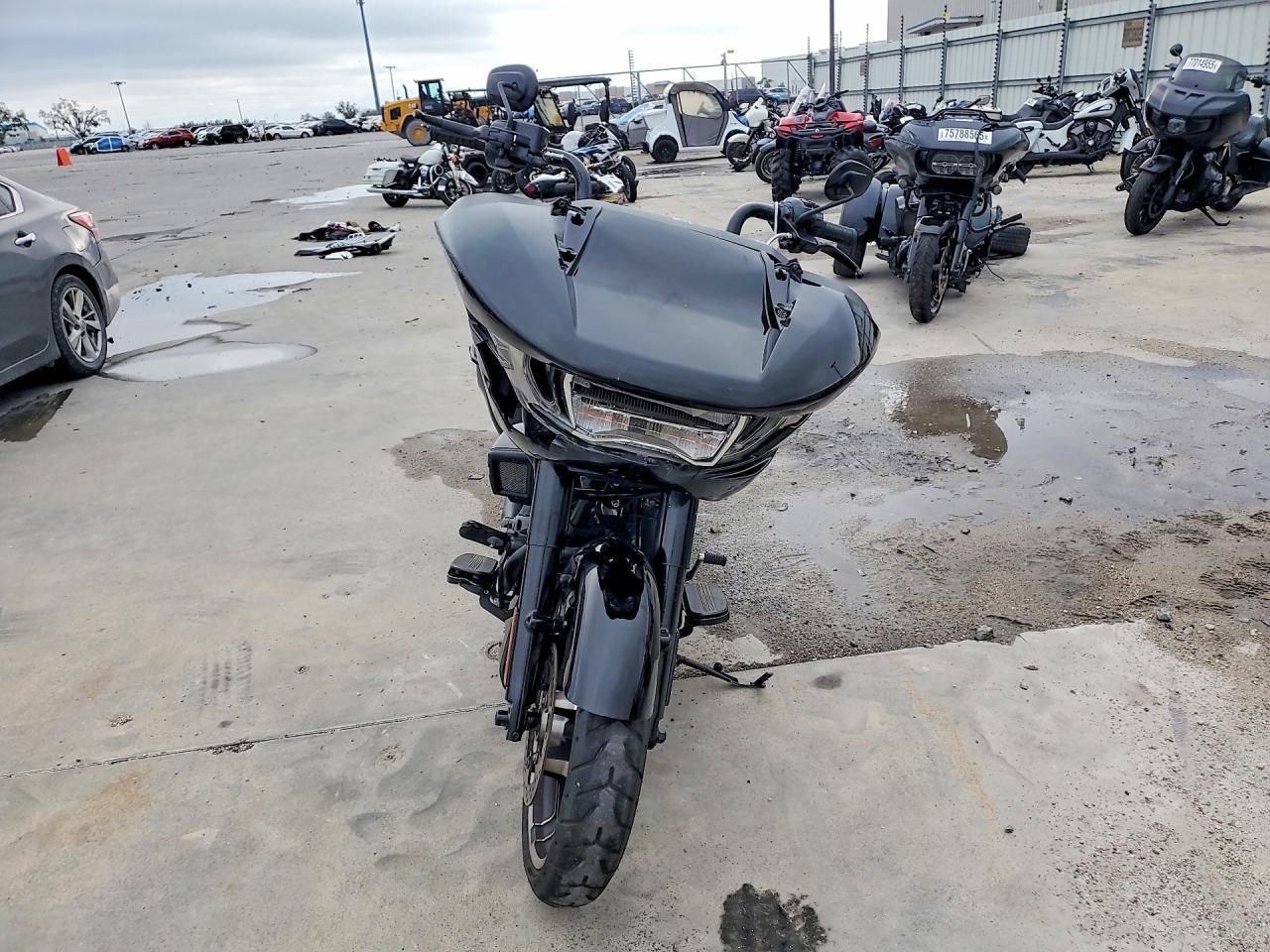 2025 Harley-Davidson Fltrx - Фото 2