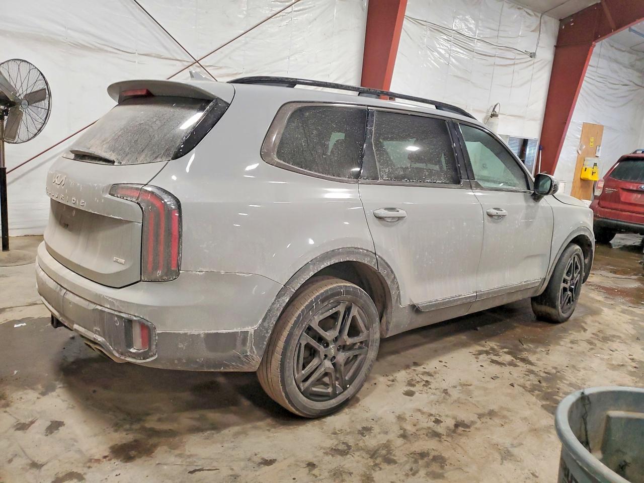 2024 Kia Telluride - Фото 3