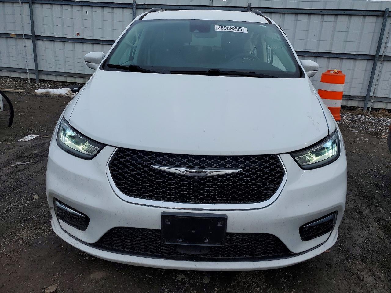 2022 Chrysler Pacifica Touring L - Фото 5