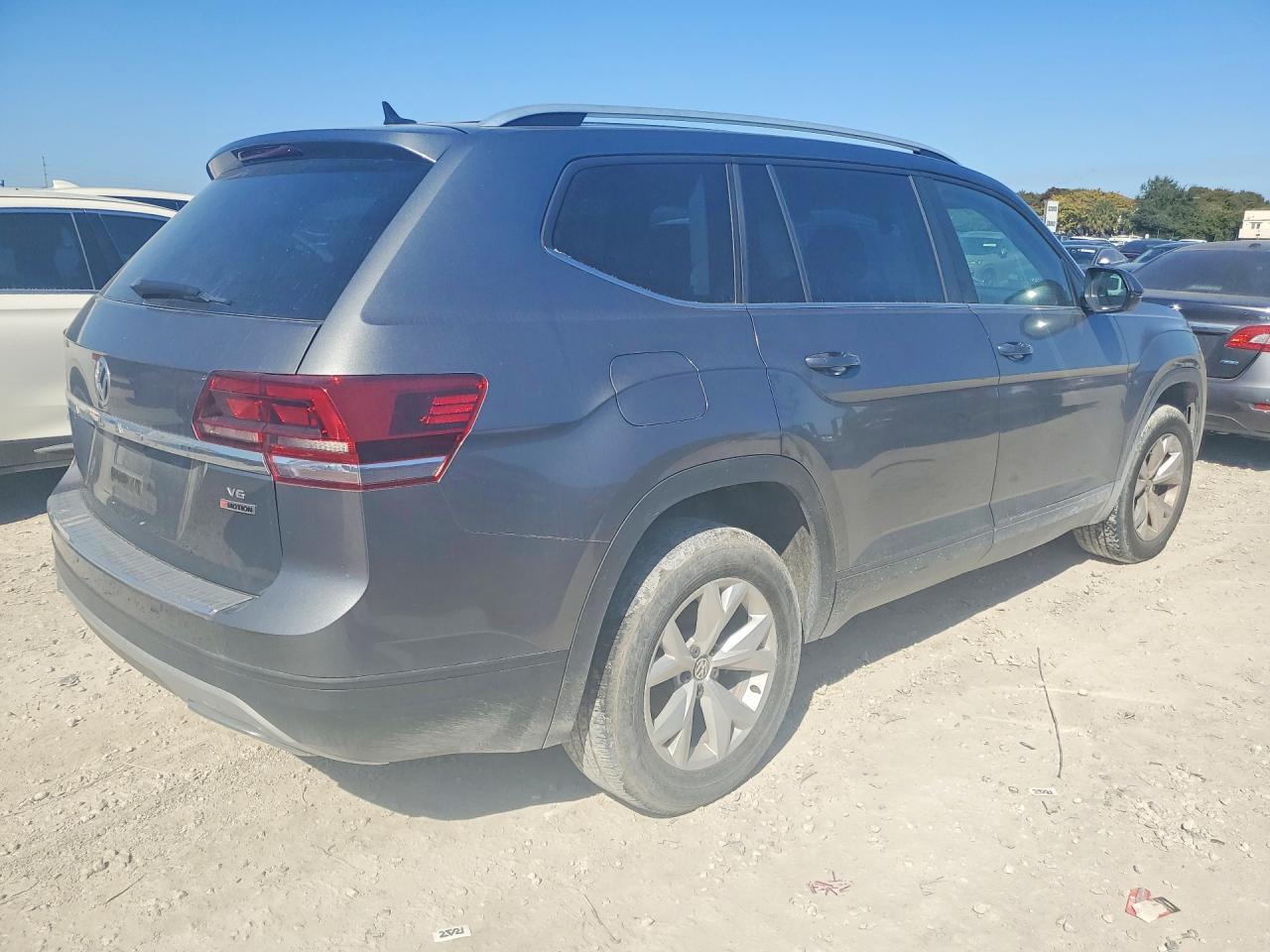 2019 Volkswagen Atlas Se - Фото 3