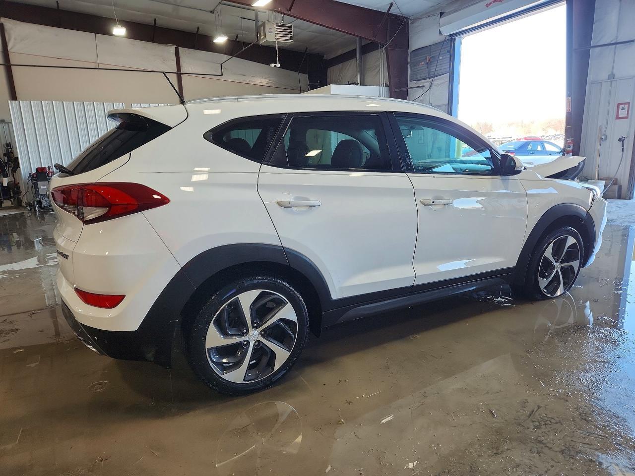 2016 Hyundai Tucson Sport - Image 3