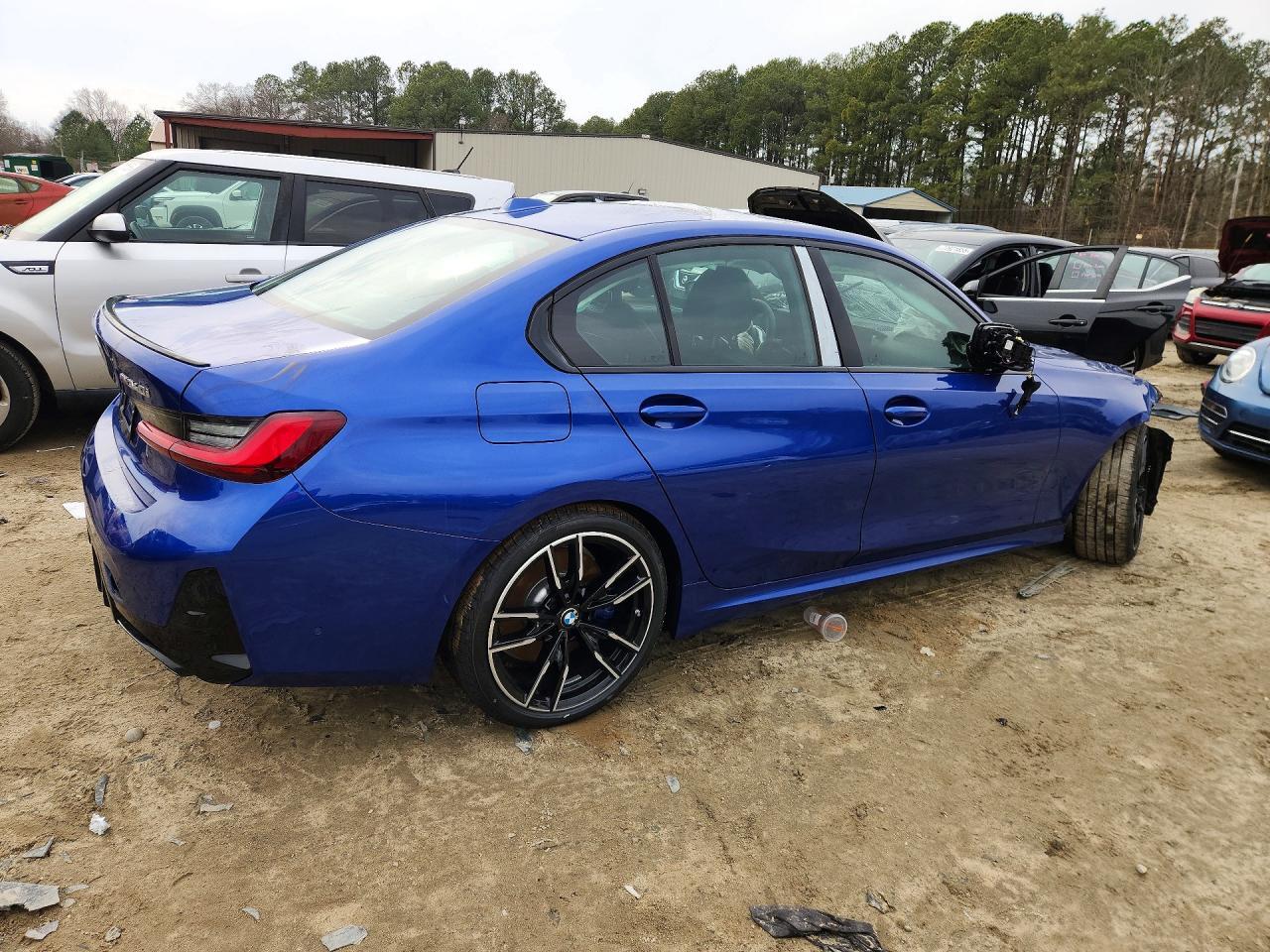 2026 BMW M340Xi - Фото 3