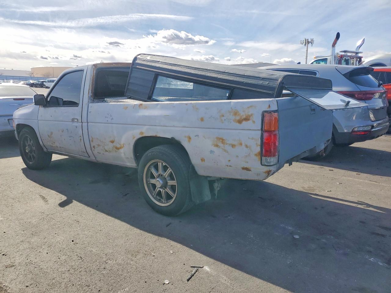 1990 Nissan D21 Long Bed - Фото 2