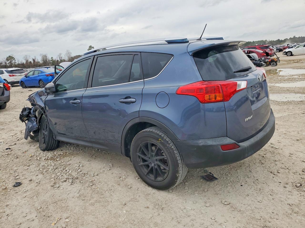 2014 Toyota Rav4 Le - Фото 2