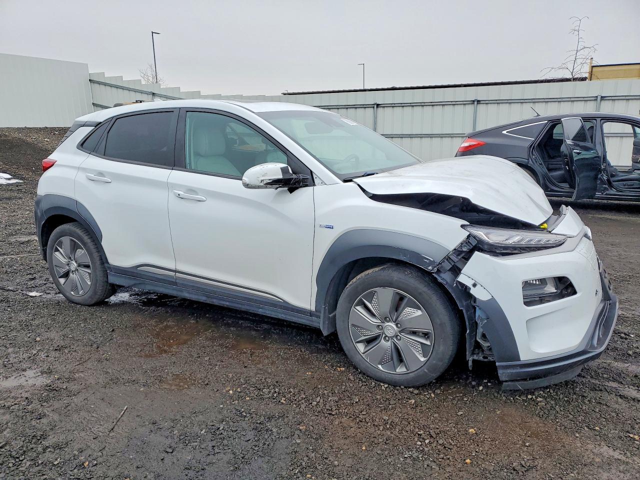 2020 Hyundai Kona Electric Limited - Image 4