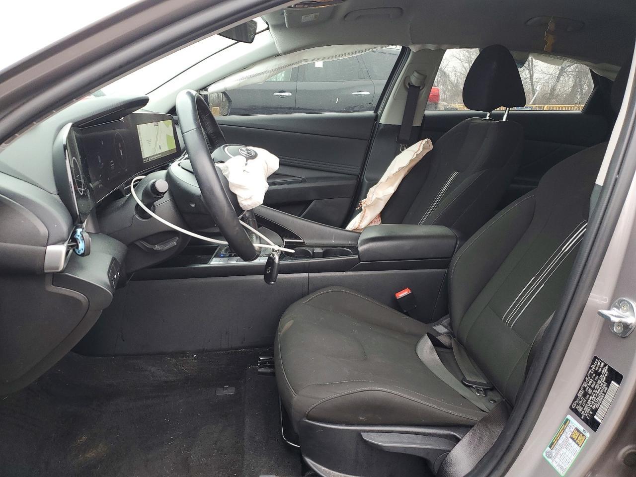 2023 Hyundai Elantra Sel - Фото 7