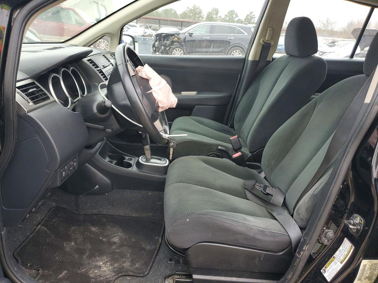 2012 Nissan Versa S - Фото 7