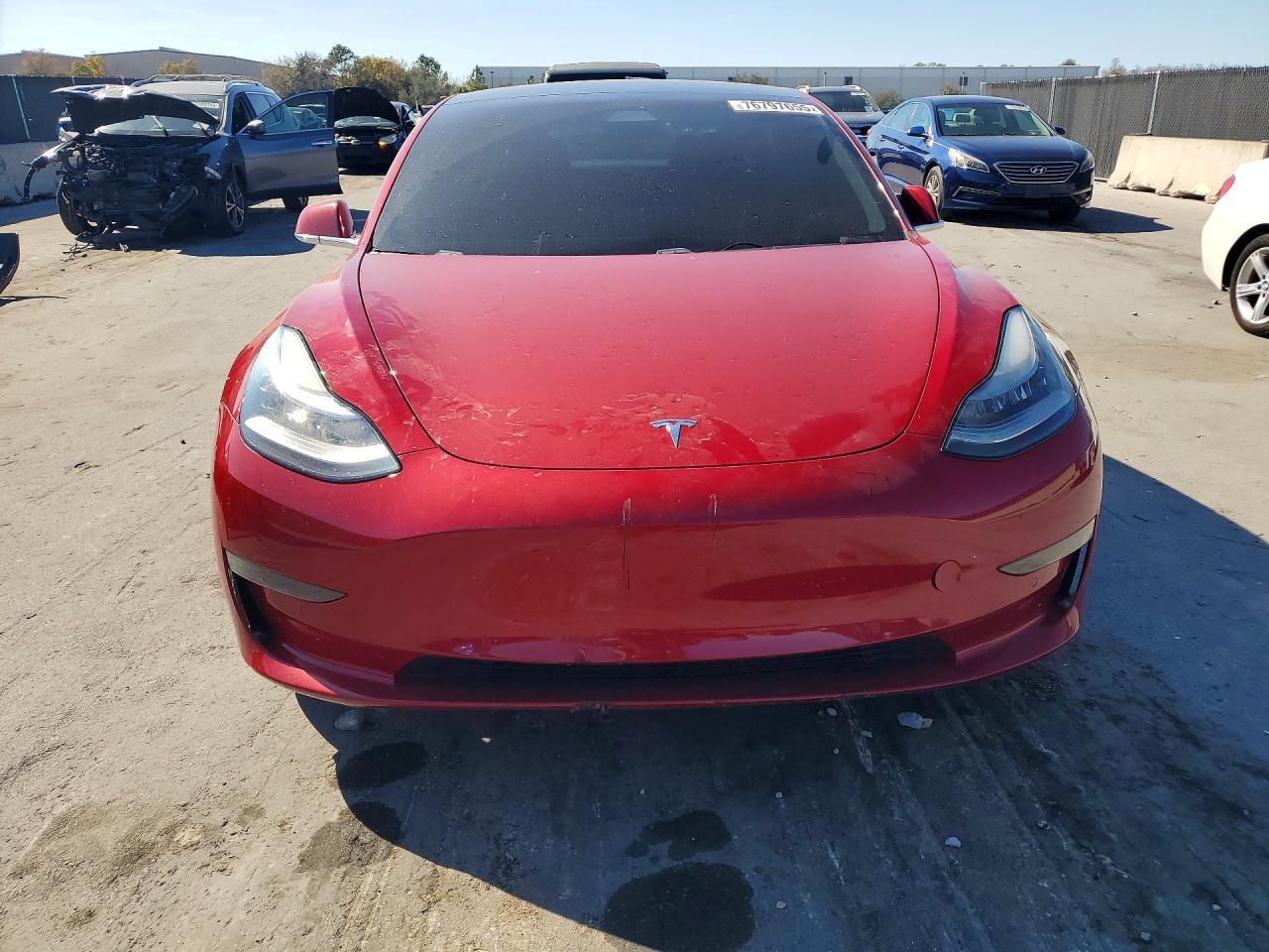 2019 Tesla Model 3 - Image 5