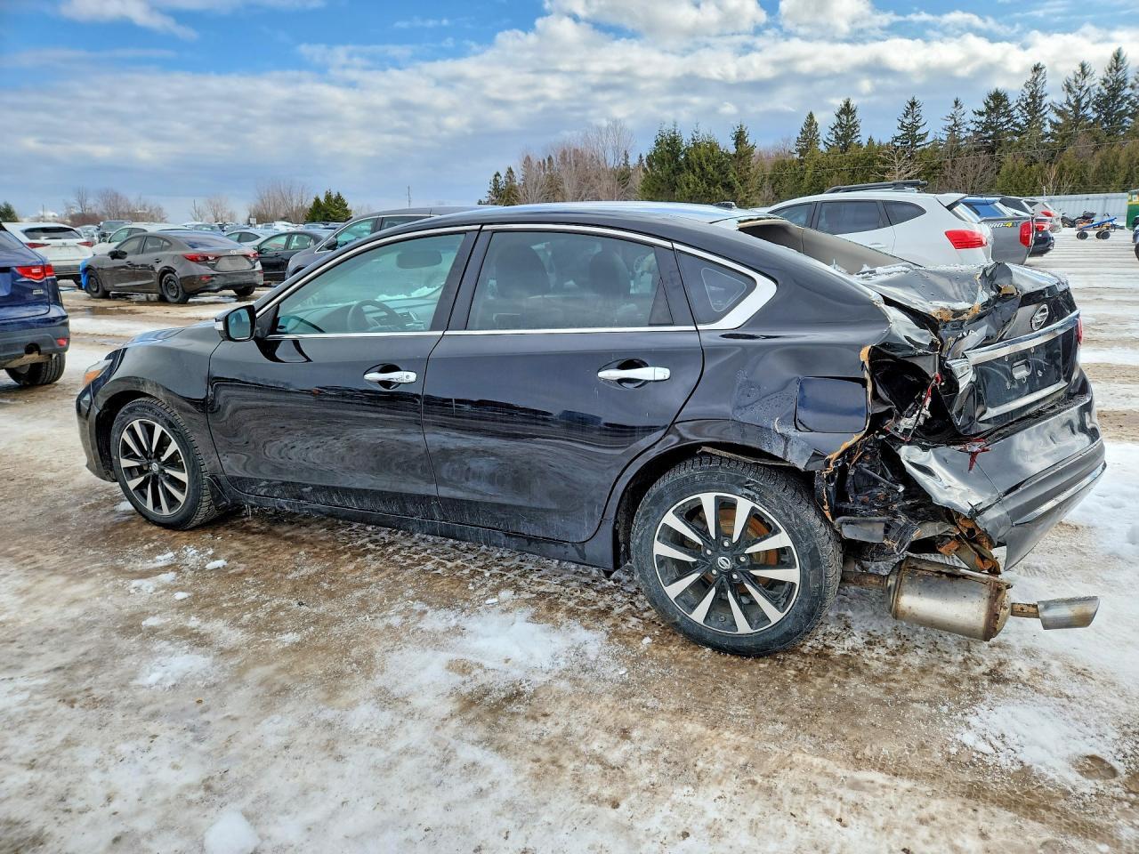 2017 Nissan Altima 2.5 - Фото 2