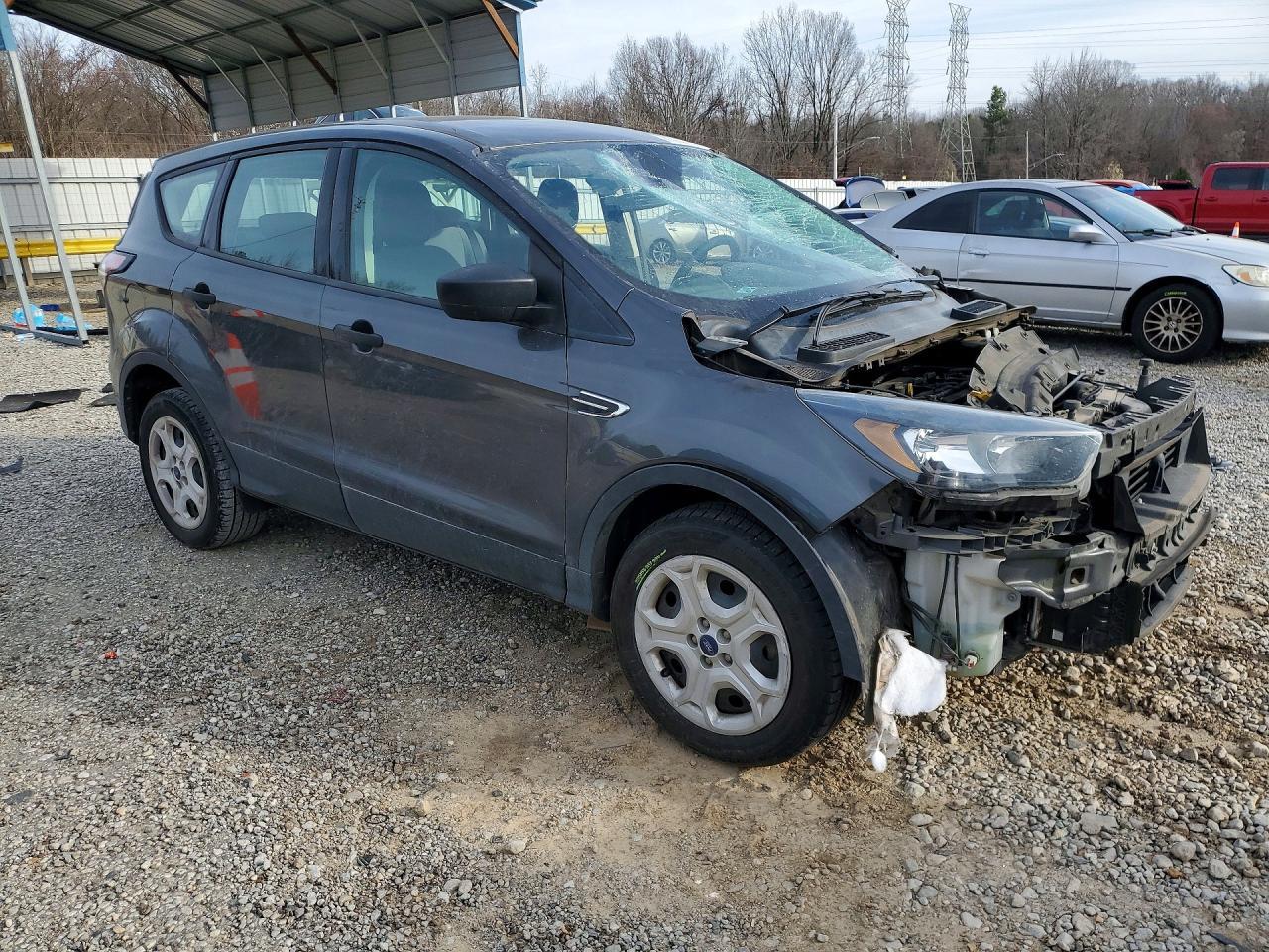 2018 Ford Escape S - Фото 4