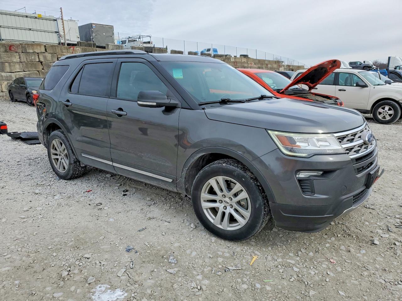 2018 Ford Explorer Xlt - Image 4