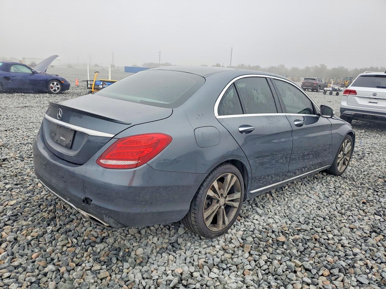 2015 Mercedes-Benz C 300 - Фото 3